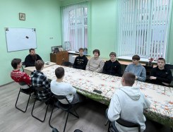 Храм святителя Николая Чудотворца посетили учащиеся Брестского коллежда приборостроения