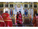 Архиерейское богослужение в понедельник Светлой седмицы