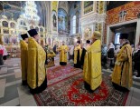 Память святых апостола и евангелиста Иоанна Богослова и святителя Тихона, Патриарха Всероссийского.
